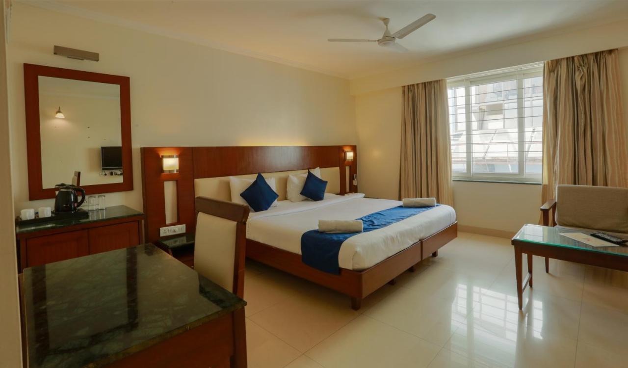 Magnus Riverside Kalyani Nagar Pune Esterno foto